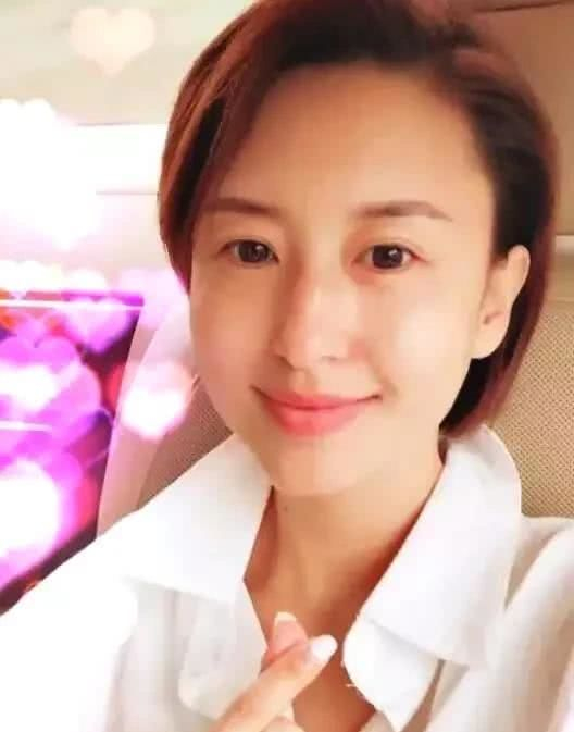 被称为“央视女主持第一人”的张蕾是怎么走到今天的?|央视|张蕾|第一人|中央电视台|主持人_新浪新闻