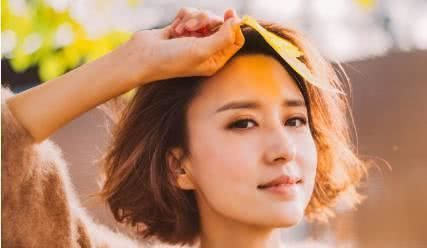 被称为“央视女主持第一人”的张蕾是怎么走到今天的?|央视|张蕾|第一人|中央电视台|主持人_新浪新闻