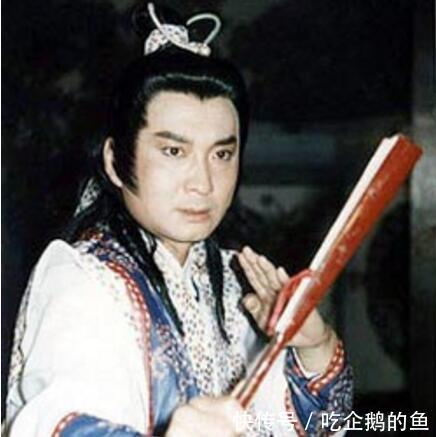 天龙八部4版“慕容复”，图1狠辣，图3高颜值，但最后才是经典