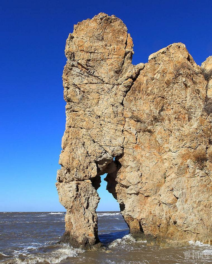 大连有嶙峋怪石,驼山看海景奇观