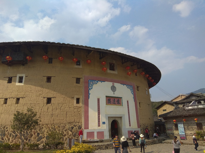 汉族民宅建筑艺术的佳作,保护最好的双环圆形土楼-怀远楼