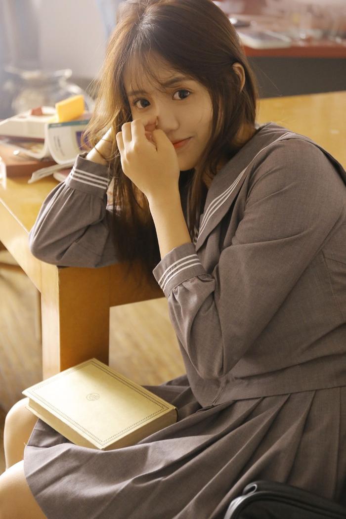 马斯克偷偷憋了个大招，，Grok秒出阿凡达画质，，好莱坞瑟瑟颤抖？？？？？