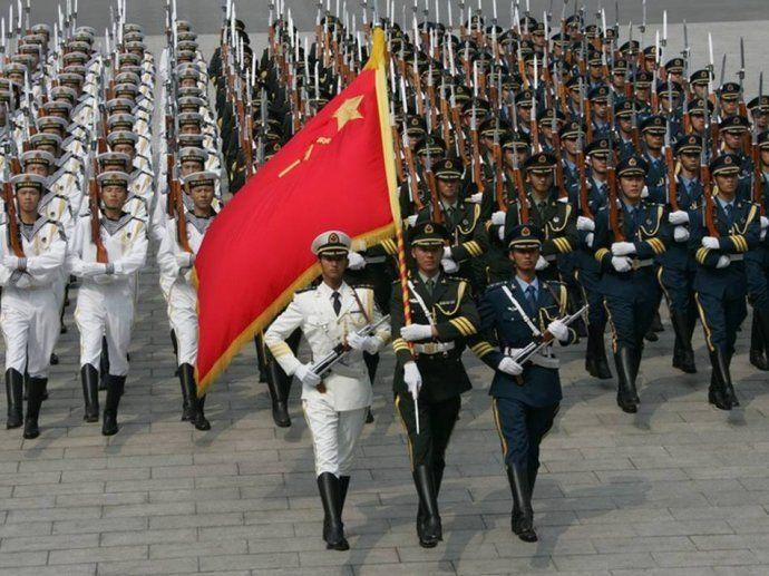 三军仪仗队有战斗力吗? 两年只打过10发56自动步枪? 同样光荣|仪仗队|士兵|战斗力|训练|兵种_新浪新闻