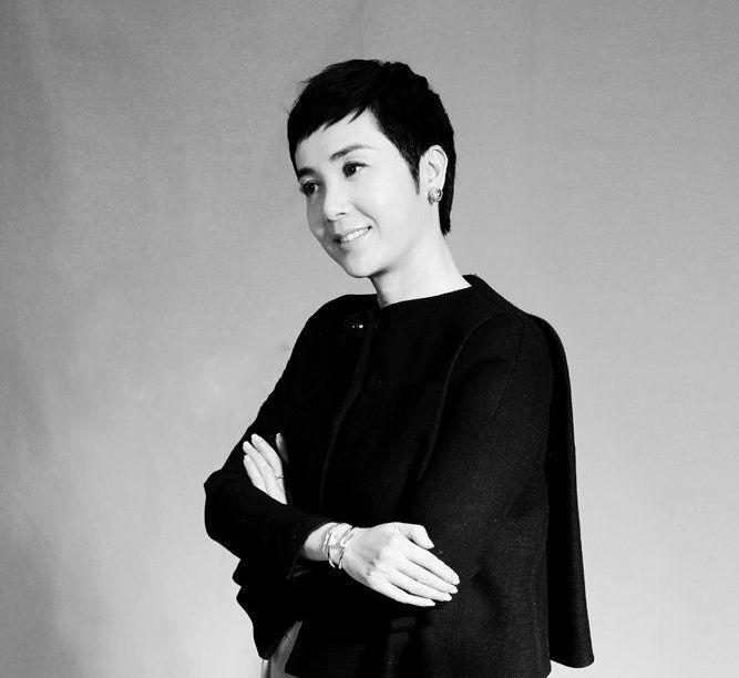 蒋雯丽 