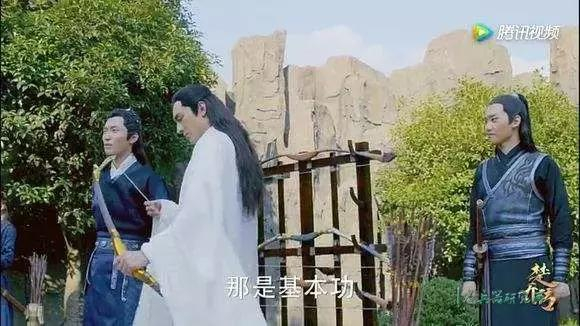 影视剧里的弓箭上弦方式都是在搞笑吗？6张图教你轻松正确上弦