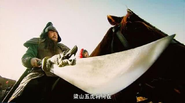 武松的戒刀,杨志的朴刀,关胜的大刀,谁才是梁山第一刀王?