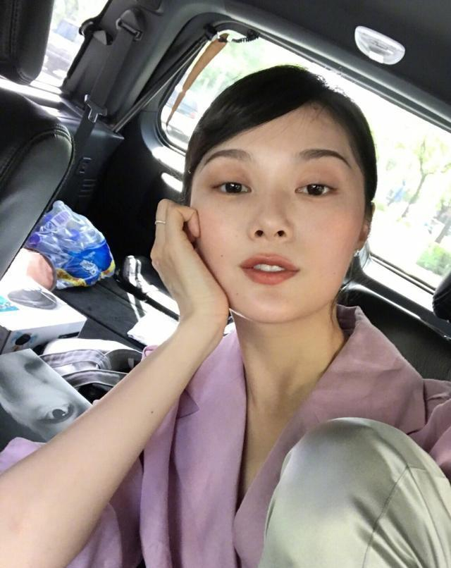 网红晚晚发近照, 大家又因为口红吵起来? 网友: 总觉得怪怪的_新浪新闻