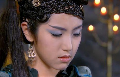 方数真的蛇妖，赵雅芝的蛇妖，海陆的蛇妖，蒋欣的蛇妖，谁最经典|海陆|蒋欣|赵雅芝_新浪新闻