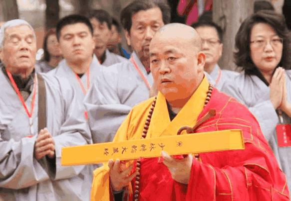 古代的和尚是这样解决自己的需要的,而现代的和尚已变成一种职业