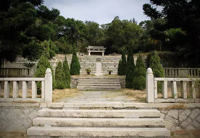 据载唐武德年间(618-626年),伊斯兰教穆罕默德遣三贤沙仕谒,四贤我