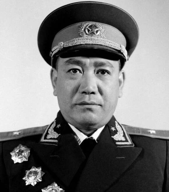 开国少将跟叶帅争得面红耳赤,叶帅毫不在意,还给他介绍女朋友