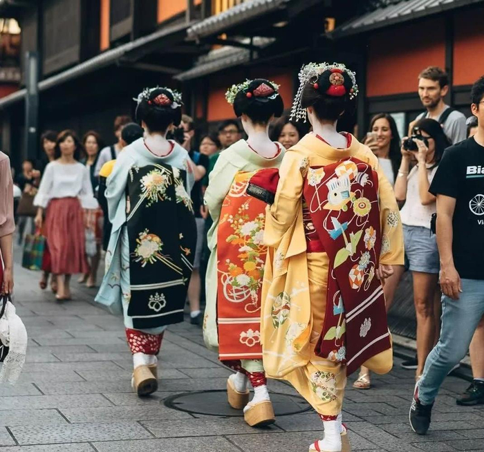 在京都，邂逅艺伎