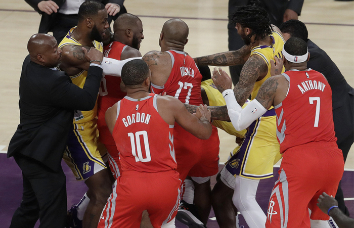 南湾湖人激战撕裂之城 精彩混音直播全程高能对决引爆篮球之夜