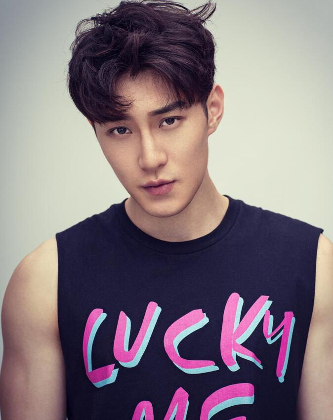 李明轩,中国内地男演员,出生于北京市崇文区,毕业于韩国首尔东国大学