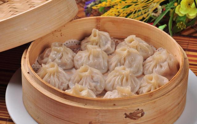 小笼包哪里最有名？其实这儿是最正宗的