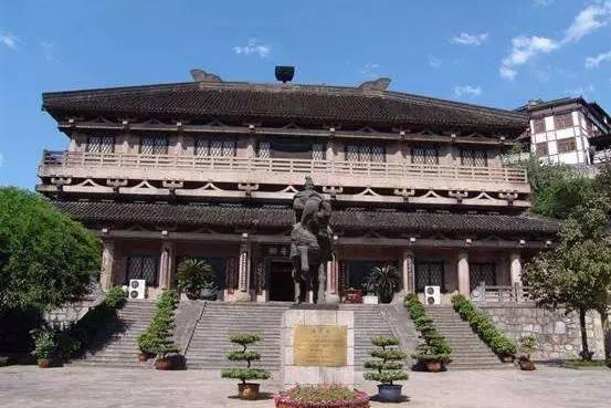 并建有赤水河航运历史陈列馆,赤水河盐运文化展览馆,千年古镇土城博物