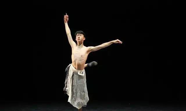 毕业·Show|北舞附中音综专业2011级|北京舞蹈学院|附中|舞蹈|音乐剧|歌舞_新浪新闻