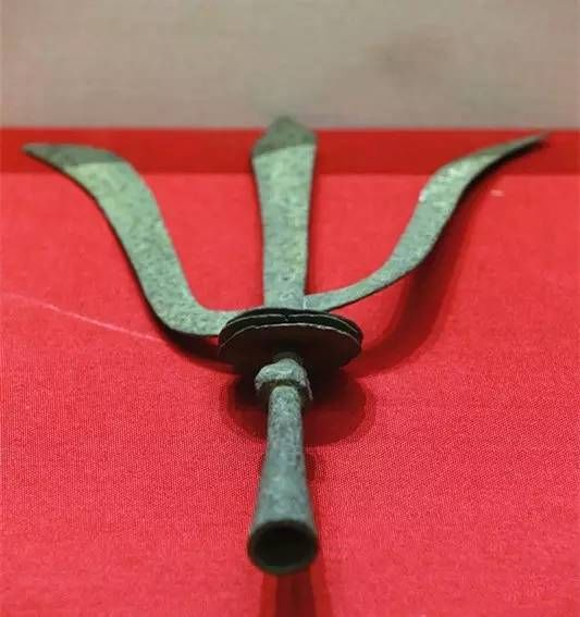 别看不起老乡造!探秘中国古代由农具改造的军用长柄武器
