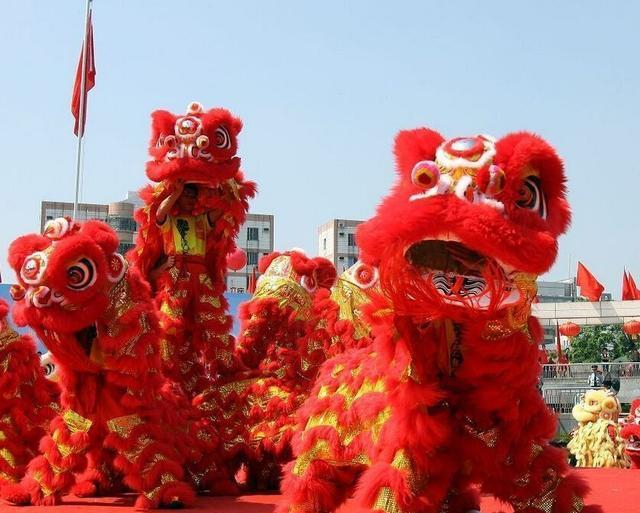 舞狮习俗起源于哪个朝代？_新浪新闻