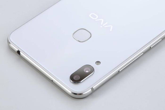 vivo X21i开箱图赏：没见过有质疑，看完是最美国产爱疯X__财经头条