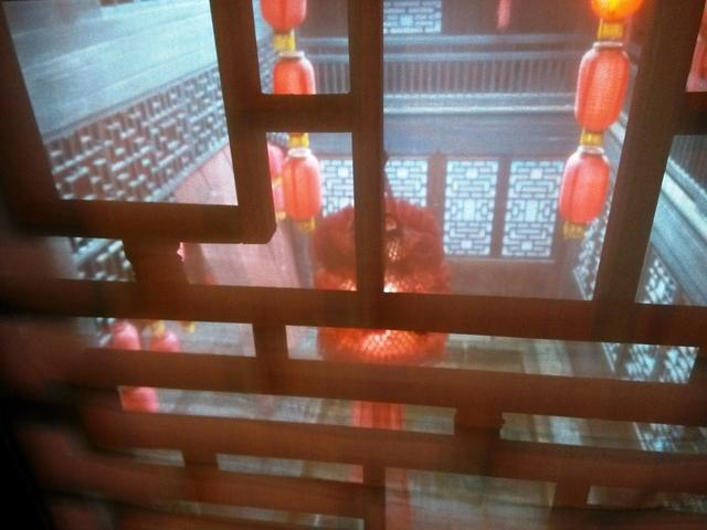 女婿沉迷烟花柳巷,四处风流,老丈人:让他玩,钱算我的_新浪新闻