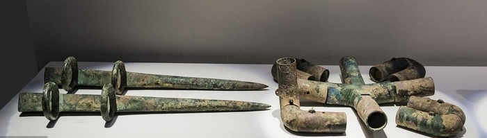 中西方古代炼铁史的比较。中国冶金和社会发展长期领先于西方。|铁矿|炼铁|成吉思汗_新浪新闻
