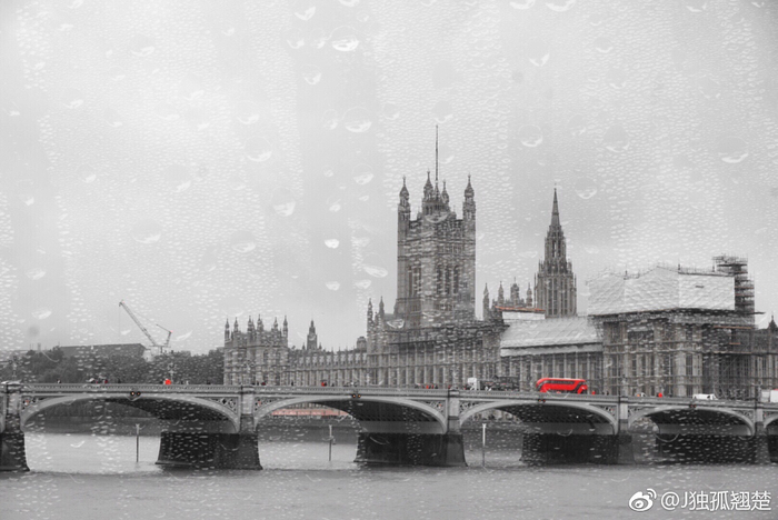 伦敦哇 就是每天都在下雨