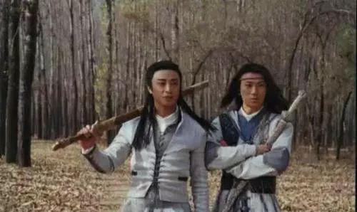 就连对刀剑的佩带方式都十分讲究,古代人有多看中剑?