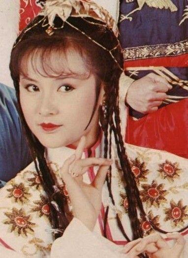 《鹿鼎记》建宁公主为什么陈小春版是最好,十张照片告诉你答案!_新浪新闻