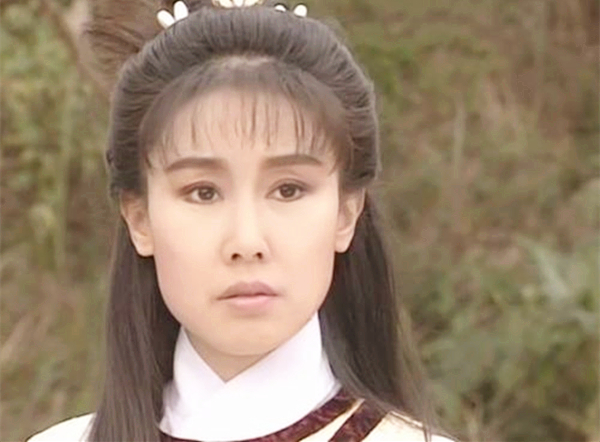 夏光莉1958年出生于中国台湾,因在神话剧《新白娘子传奇》中饰演李