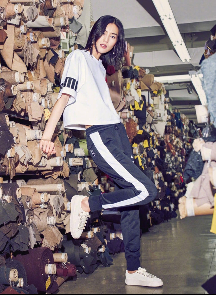 puma 全球代言人 出镜全新suede platform trace bling系列 ​​