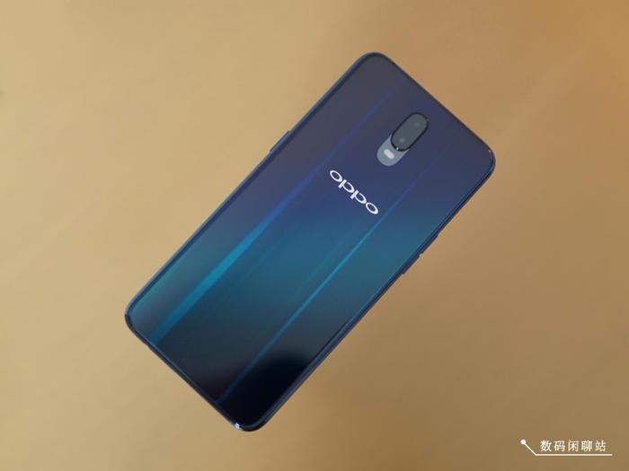 oppo r17首发开箱 可能是今年颜值最高的中端机