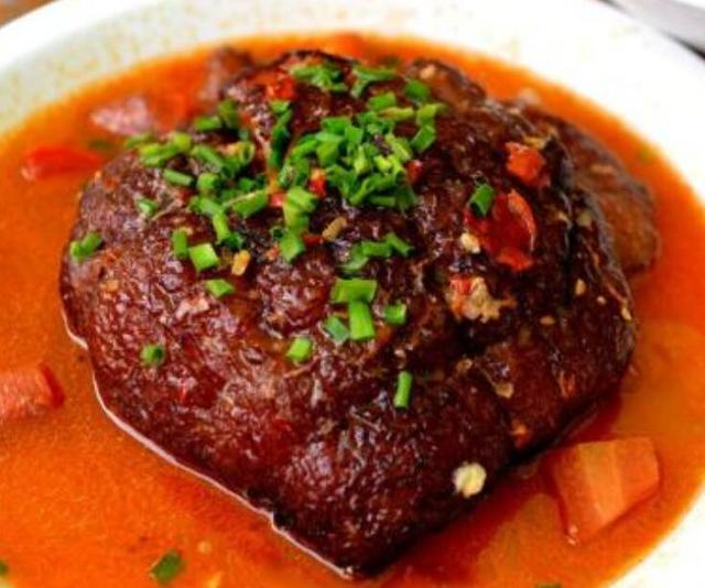 坨子肉类似红烧肉,肉肥而不腻,入口即烂,香气四溢,回味无穷!|红烧肉|干腌菜|香气_新浪新闻