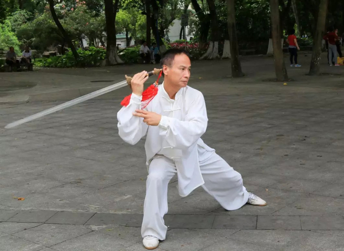 太极剑练习要领,初练者看这里!