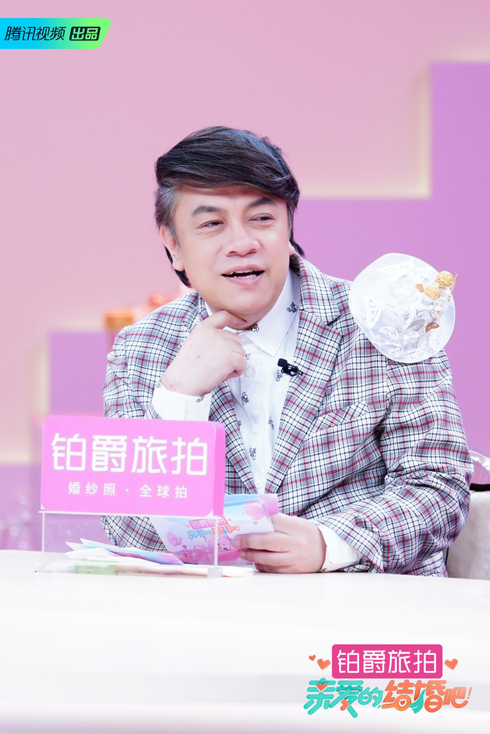 新的一期即将到来老规矩,新鲜出炉的康永哥@蔡康永 剧照先来一波