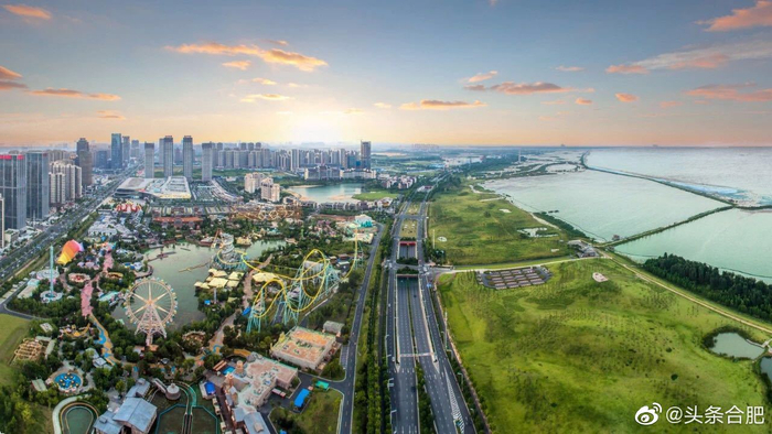 上证指数盘中重返4000点 六大要点数说十年蝶变