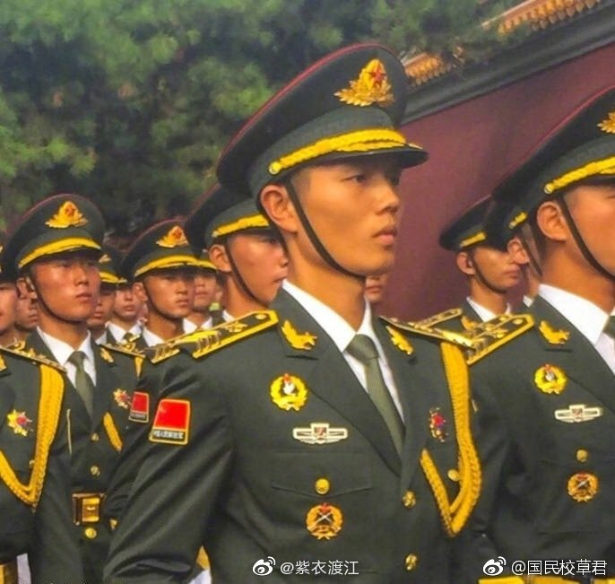 帅哥都上交给国家了：我的中国军人！兵哥哥的迷妹迷弟们，点个赞