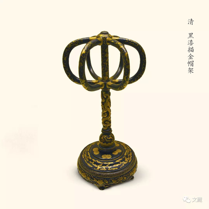 冠帽架在古代除了是一种摆设，也是身份的象征。雍正四年曾传旨