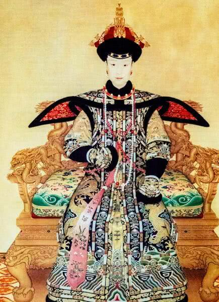 清朝皇后们的真实画像有多美?图3是“甄嬛”