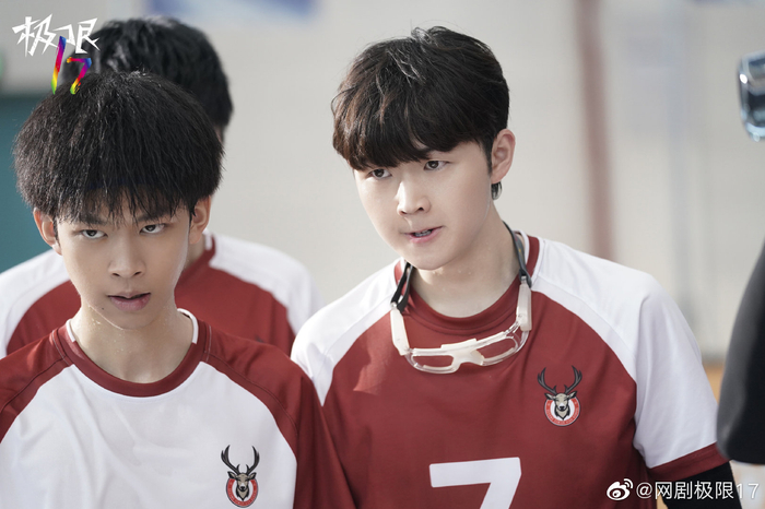 场下兄弟场上对手解析杜兰特与詹姆斯的复杂关系