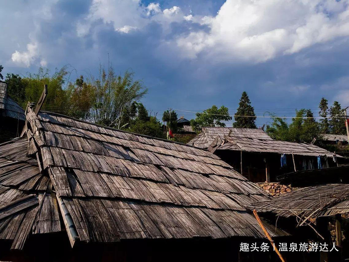 翁丁原始部落保存最为完整佤族村寨,云南嘎多月亮古寨!!|缅甸|沧源|悄悄话|山寨_新浪新闻