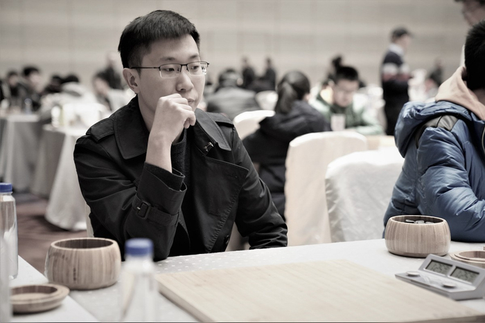 晚报杯6轮战罢 王琛唐崇哲领跑