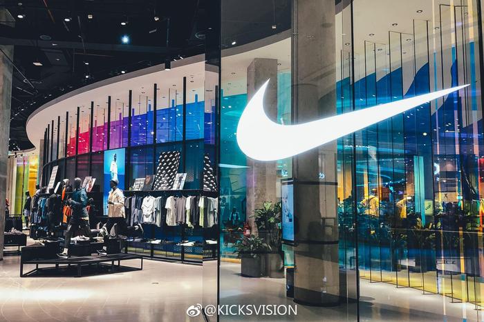 Nike town cheap dubai mall