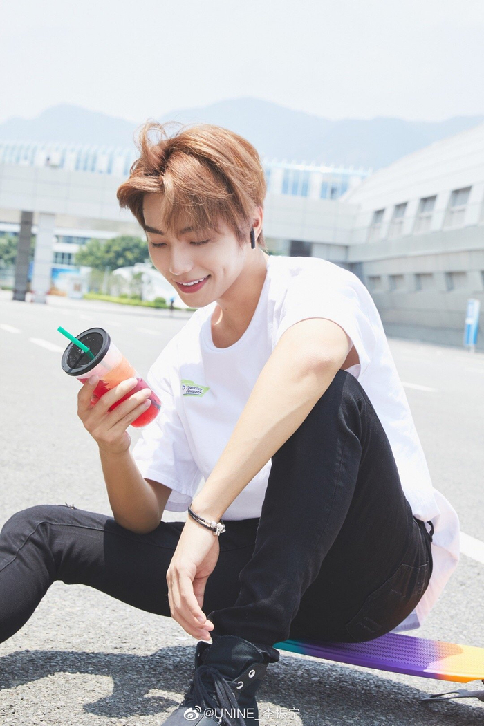 李振宁/陆思恒/姚明明/毕雯珺周震南/翟潇闻/刘宇宁/施展/胡春杨你