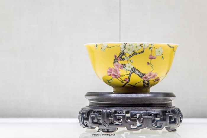 故宫博物院藏· 清雍正款黄地珐琅彩梅花纹碗|雍正|苏子卿|画墨
