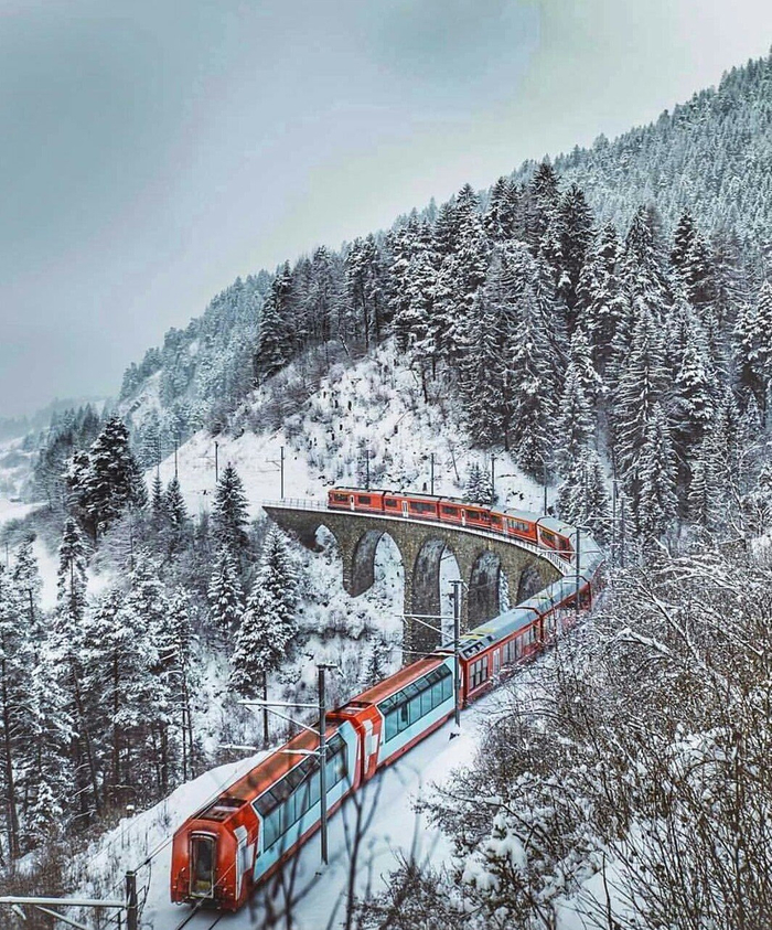 一次穿越冰雪世界的视觉盛宴