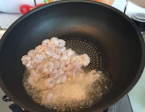 教你正确做虾仁,嫩滑有弹性,新鲜又美味