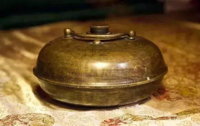 趣历史: 天寒地冻, 古人如何御寒取暖?|手炉|黛玉|中央空调|椒房|火盆_新浪新闻