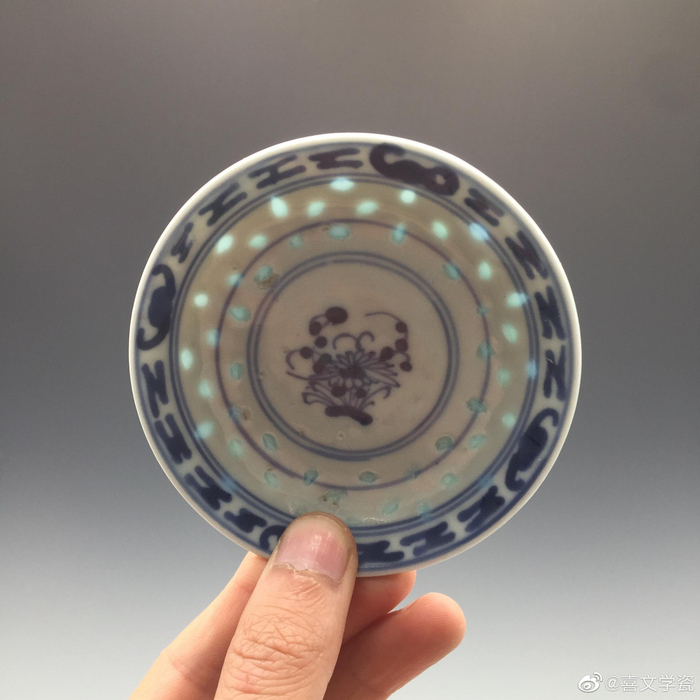 一茶一饭一人生晚清民国“玩玉”款青花玲珑盖碗+晚清“康熙年制”款|民国