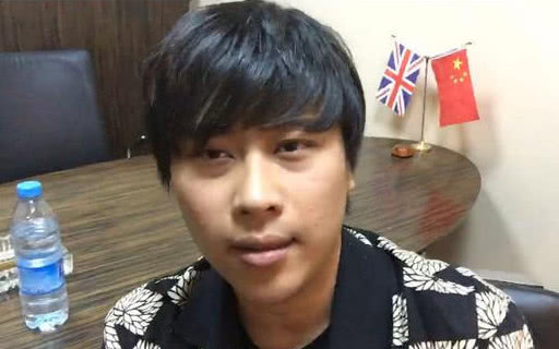 卢本伟也有颜值巅峰?直到看到他小时候的照片,网友:可惜了|卢本伟|巅峰|斗鱼_新浪新闻